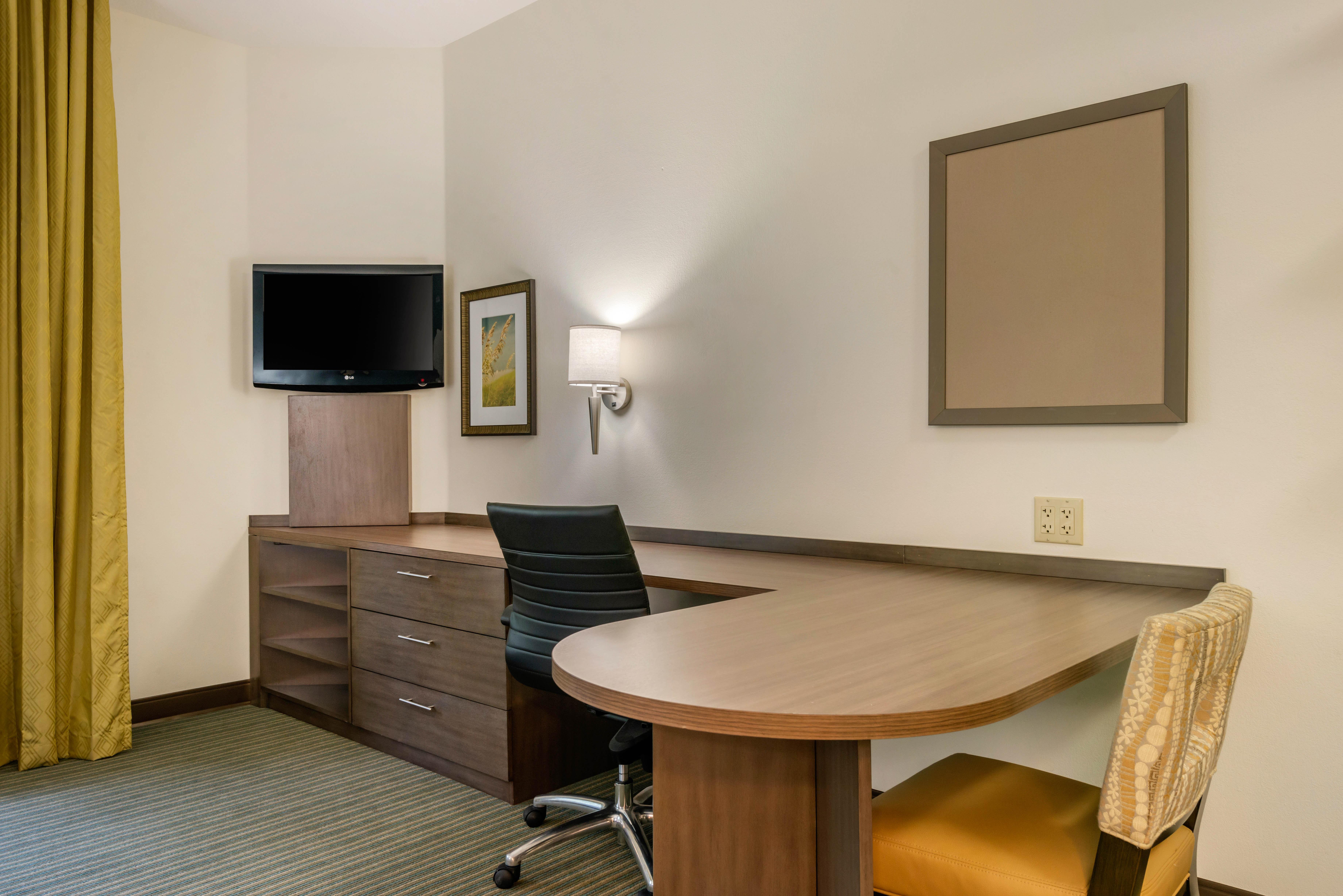 Candlewood Suites Fort Myers/Sanibel Gateway By Ihg Экстерьер фото