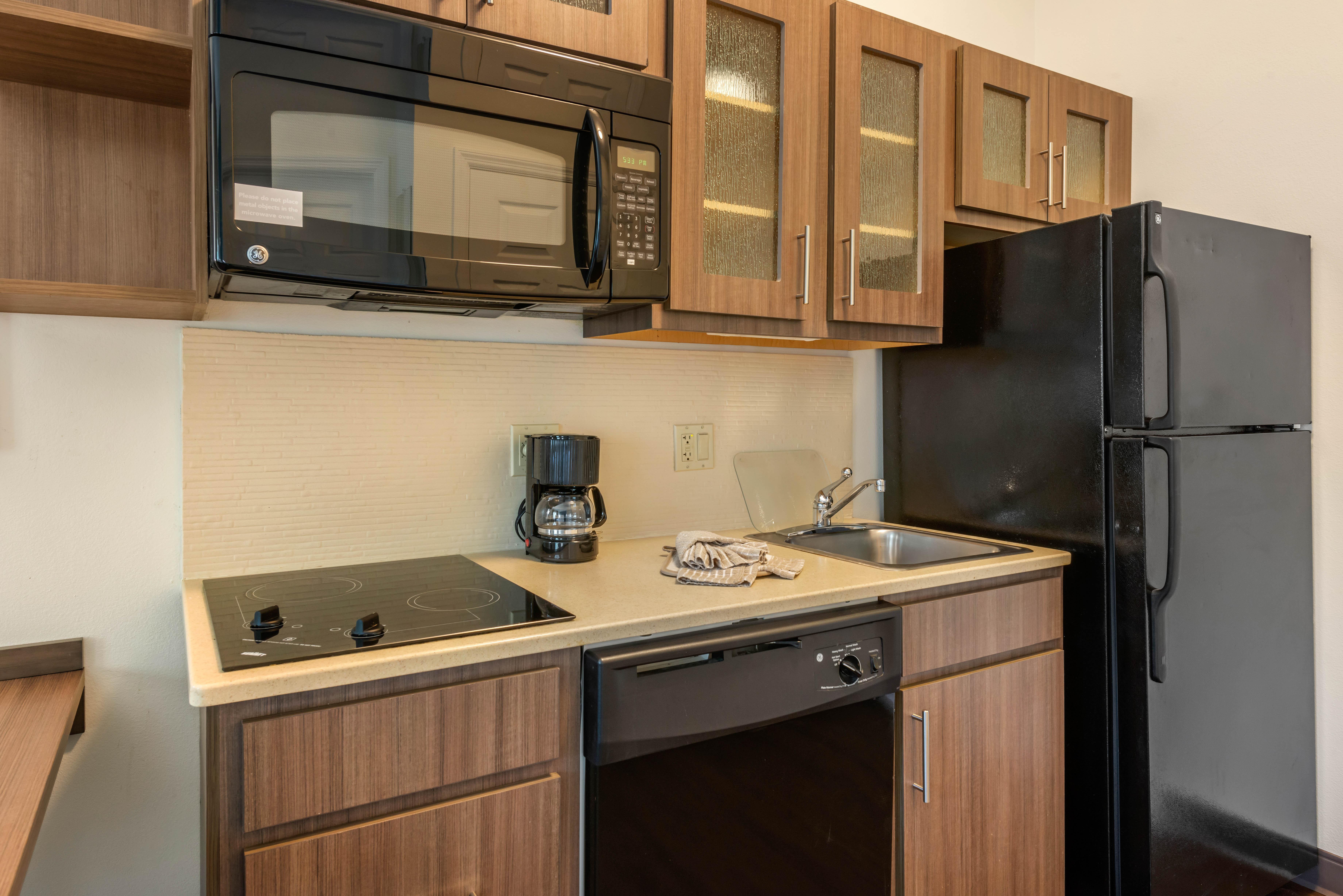 Candlewood Suites Fort Myers/Sanibel Gateway By Ihg Экстерьер фото