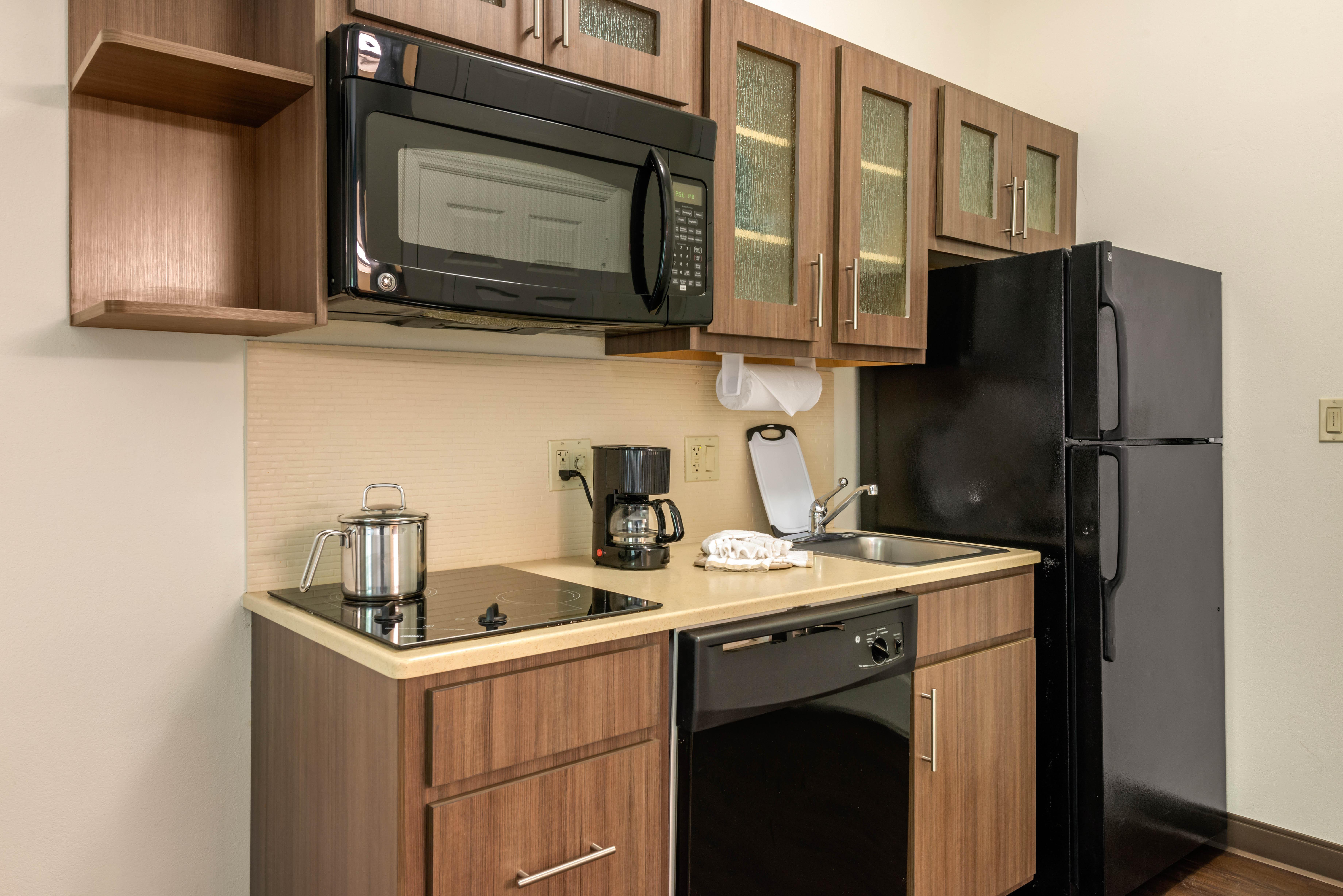 Candlewood Suites Fort Myers/Sanibel Gateway By Ihg Экстерьер фото