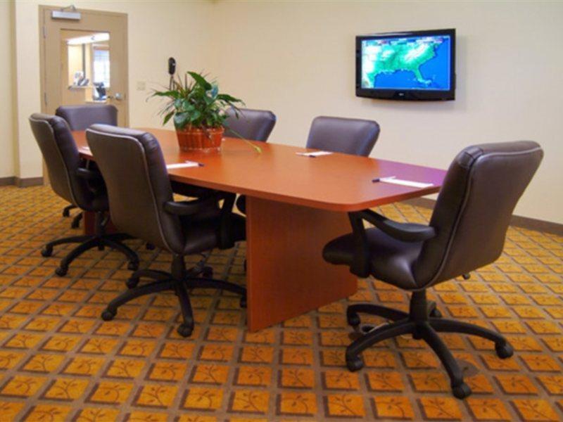 Candlewood Suites Fort Myers/Sanibel Gateway By Ihg Удобства фото