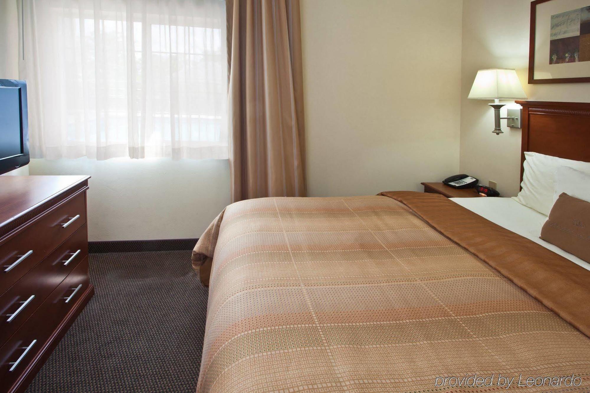 Candlewood Suites Fort Myers/Sanibel Gateway, An Ihg Hotel Номер фото
